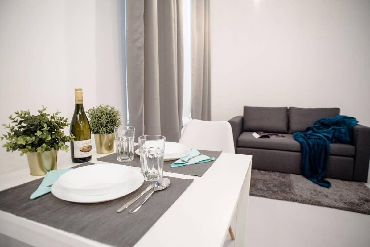 Cute, New And Modern Apartment In The Center Budapeste Exterior foto